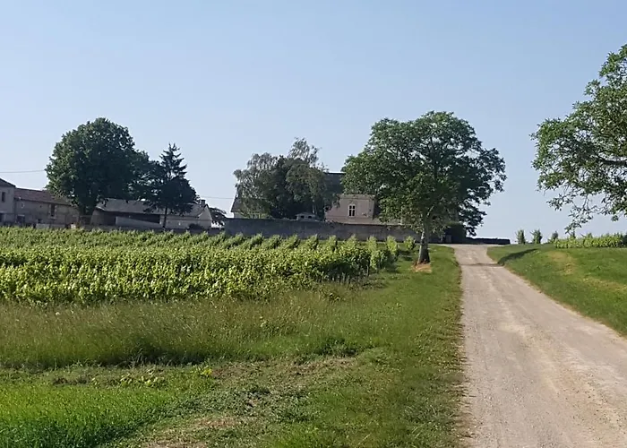 L'atre De L'abeilloire Holiday home Chabournay